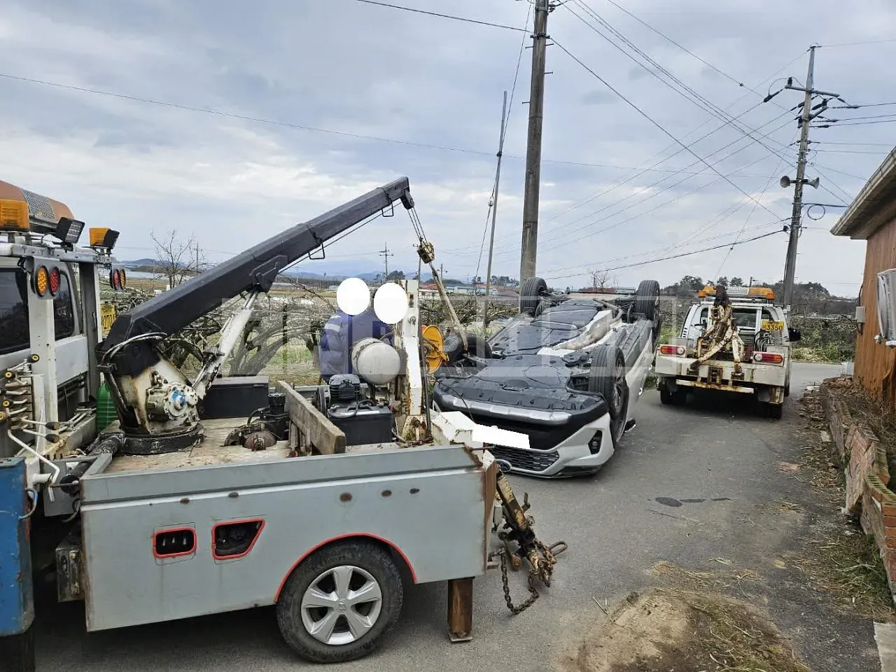 Photo 2 of 10: 2023 Toyota Lave 4 Hybrid AWD, VIN JTMDWRFVXPD178119 — Korean insurance auction