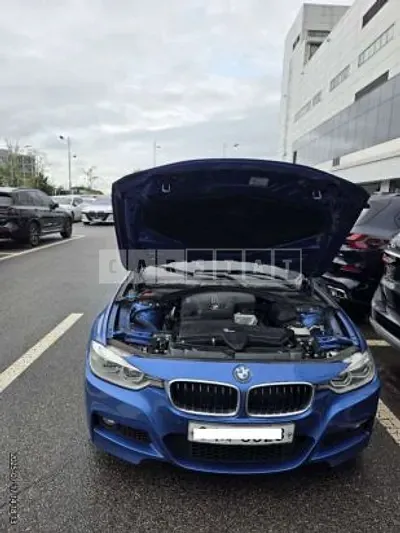 Photo 1 of 9: 2018 BMW 320i — Korean insurance auction