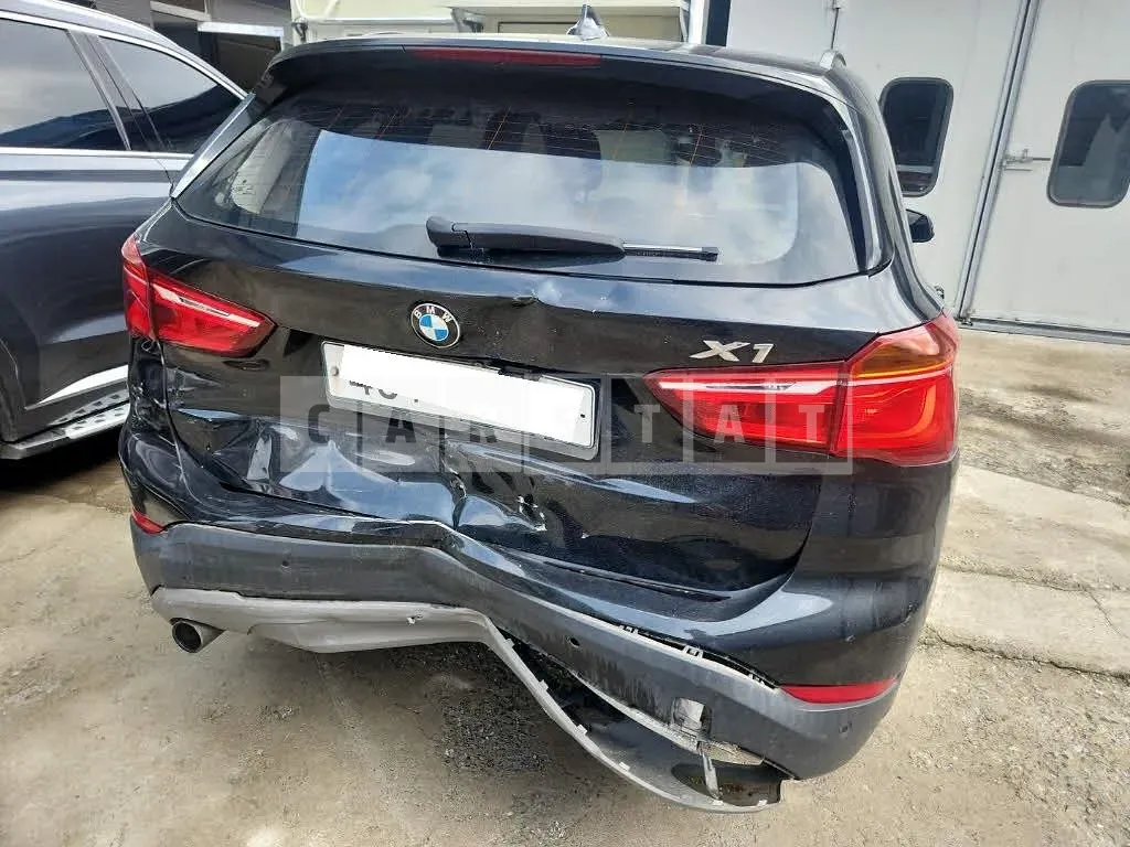 Photo 2 of 20: 2016 BMW X1 xDrive18d, VIN WBAHT9103G5F18677 — Korean insurance auction