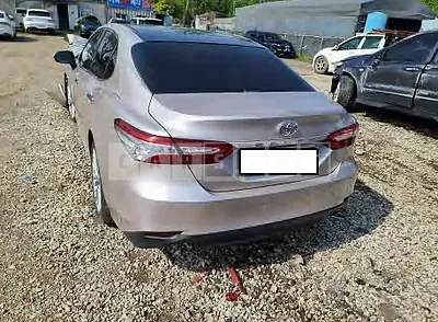 Photo 1 of 9: 2018 Toyota Camry — Korean insurance auction