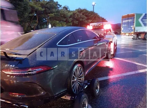 Photo 2 of 50: 2021 Mercedes-Benz AMG GT43 4Matic+ — Korean insurance auction