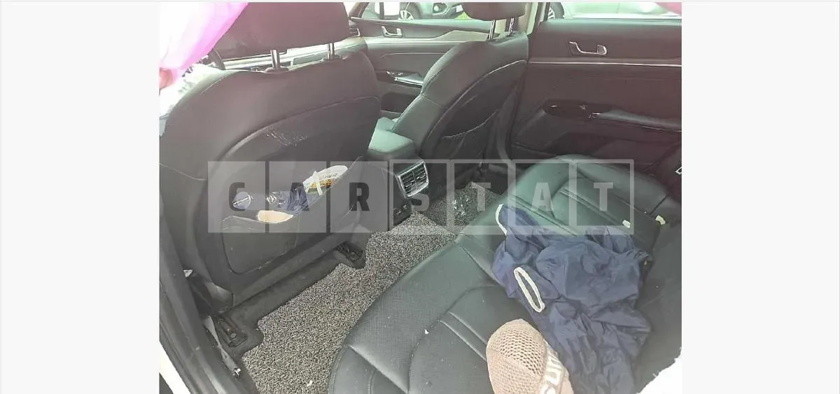 Photo 2 of 15: 2021 Kia K5 2.0 — Korean insurance auction
