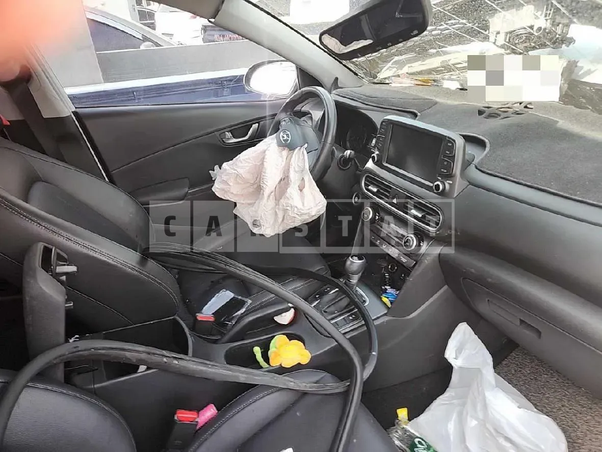 Photo 2 of 5: 2018 Hyundai Kona 1.6, VIN KMHK7815GJU146498 — Korean insurance auction