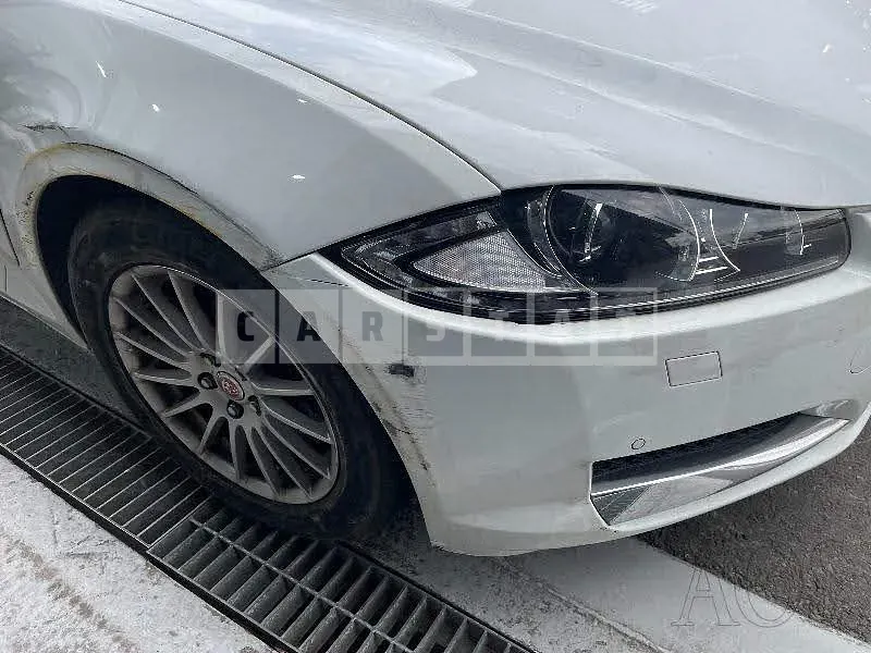 Photo 2 of 18: 2015 Jaguar XF 2.2d, VIN SAJAA05JXFDU78321 — Korean insurance auction