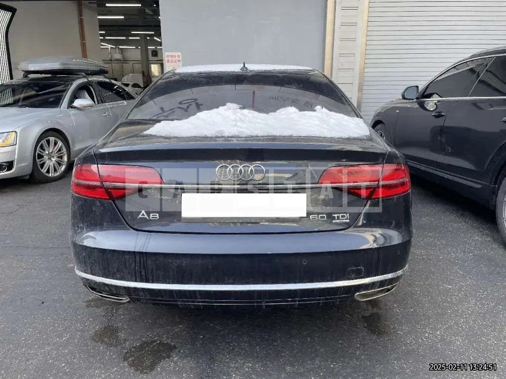 Photo 2 of 15: 2015 Audi A8 60 TDI quattro — Korean insurance auction