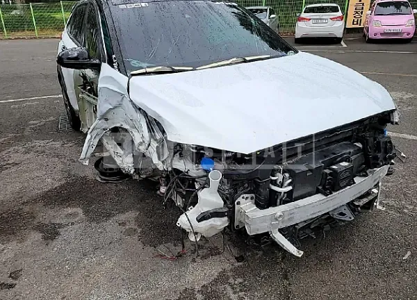 Photo 2 of 21: 2020 Hyundai Kona Electric, VIN KMHK381GFLU079589 — Korean insurance auction