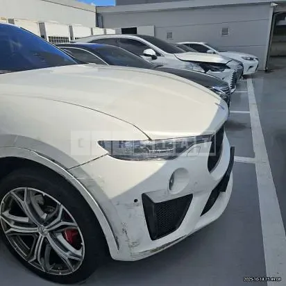 Photo 2 of 13: 2019 Maserati Levante GTS — Korean insurance auction