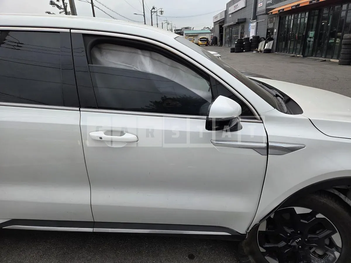 Photo 2 of 8: 2023 Kia Sorento — Korean insurance auction