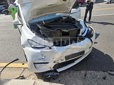 Photo 1 of 5: 2022 Tesla Model Y Long Range — Korean insurance auction