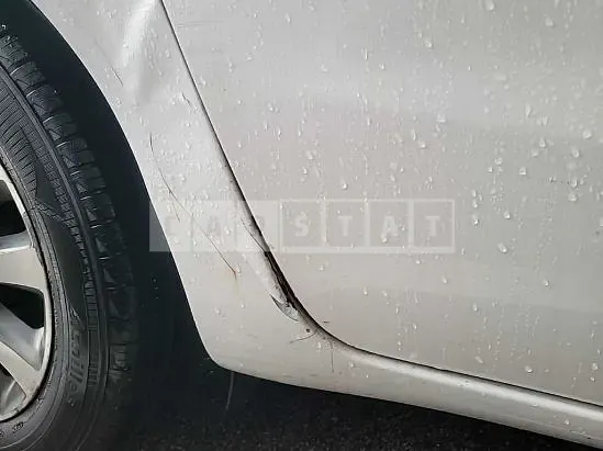 Photo 2 of 25: 2016 Kia Carnival, VIN KNAMB81ABGS223259 — Korean insurance auction