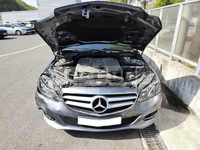 Photo 1 of 20: 2016 Mercedes-Benz E220, VIN WDDHF0AB5GB301790 — Korean insurance auction