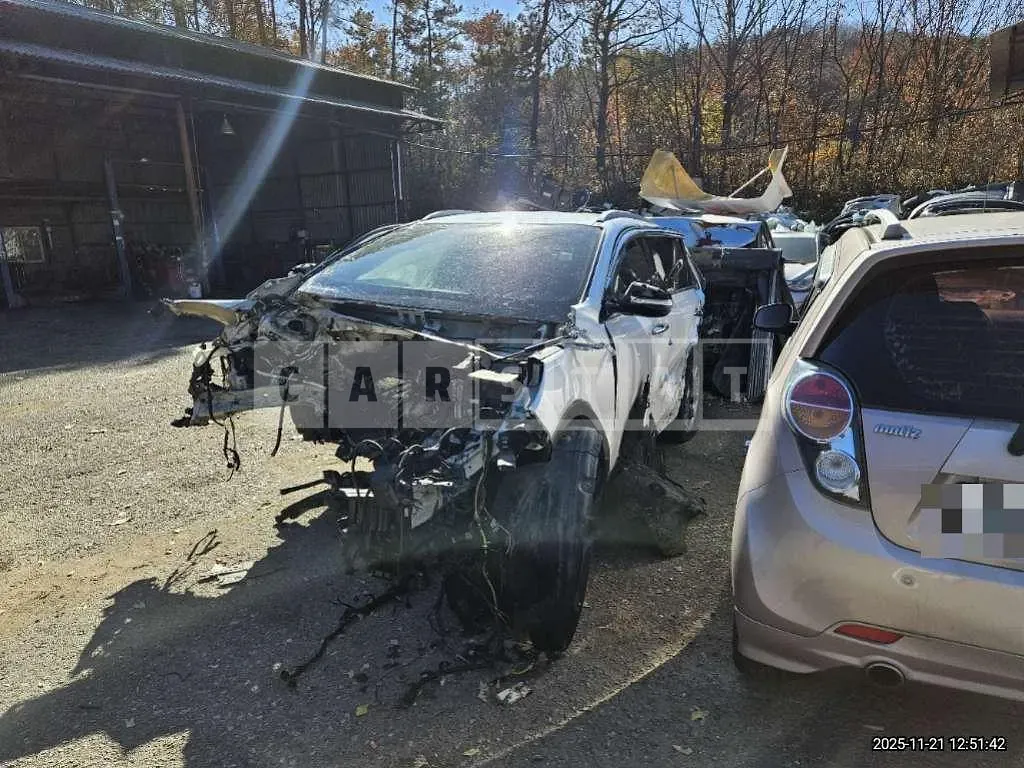Photo 2 of 86: 2016 Kia Sorento — Korean insurance auction