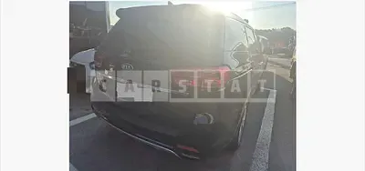 Photo 1 of 12: 2020 Kia Carnivals — Korean insurance auction