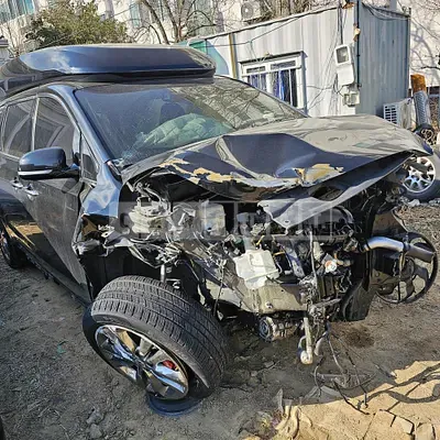 Photo 1 of 12: 2017 Kia Carnival High Limousine, VIN KNAME81ABJS383837 — Korean insurance auction