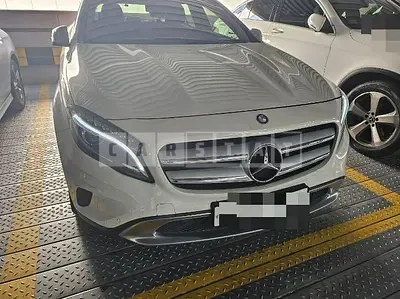 Photo 1 of 7: 2015 Mercedes-Benz GLA200 CDI, VIN WDCTG0JB3FJ084403 — Korean insurance auction