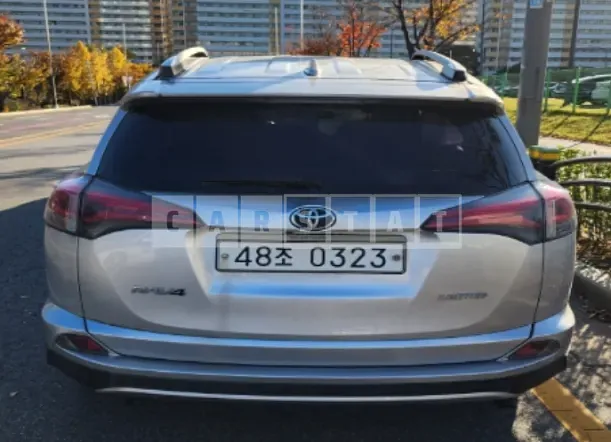 Photo 2 of 8: 2016 Toyota RAV4 2WD, VIN JTMYFREV0GD091882 — Korean insurance auction