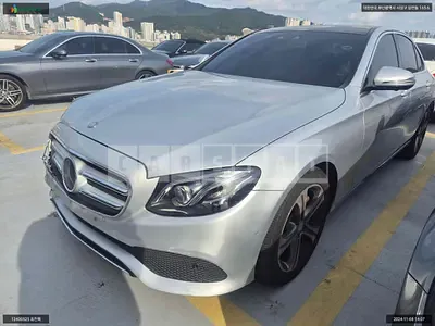 Photo 1 of 22: 2017 Mercedes-Benz E300, VIN WDDZF4KBXHA138782 — Korean insurance auction