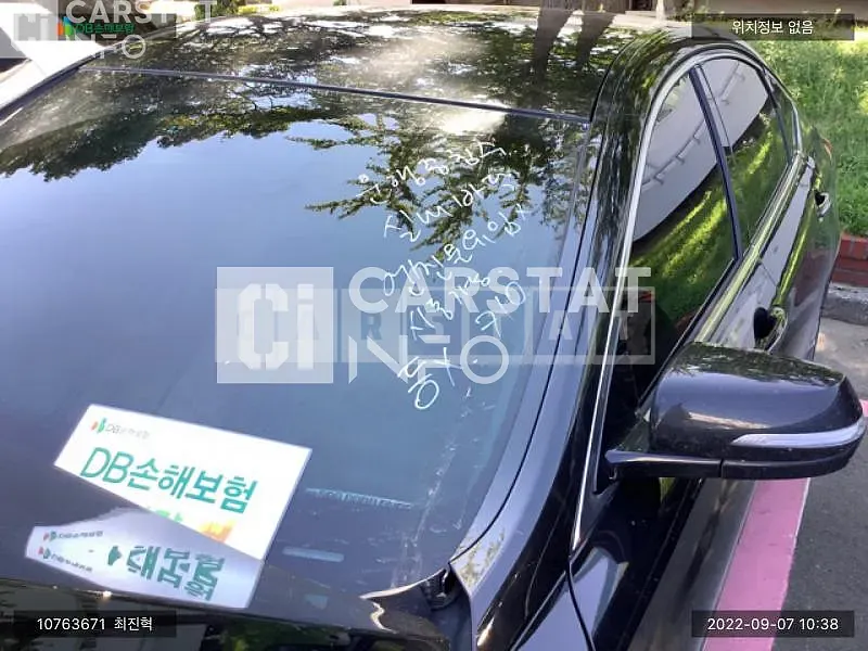 Photo 2 of 8: 2018 Genesis G80, VIN KMHGN41DBJU278558 — Korean insurance auction