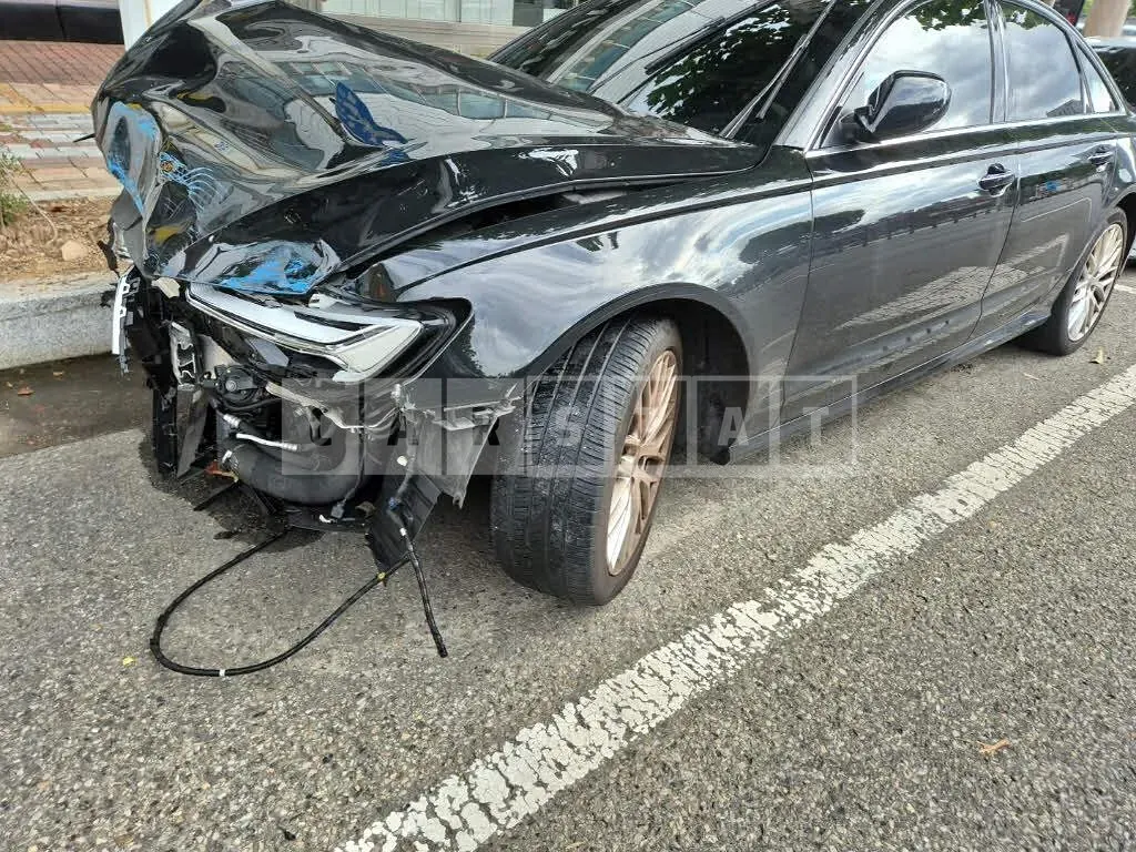 Photo 2 of 18: 2016 Audi A6 40 TDI quattro, VIN WAUZZZ4G9GN164303 — Korean insurance auction