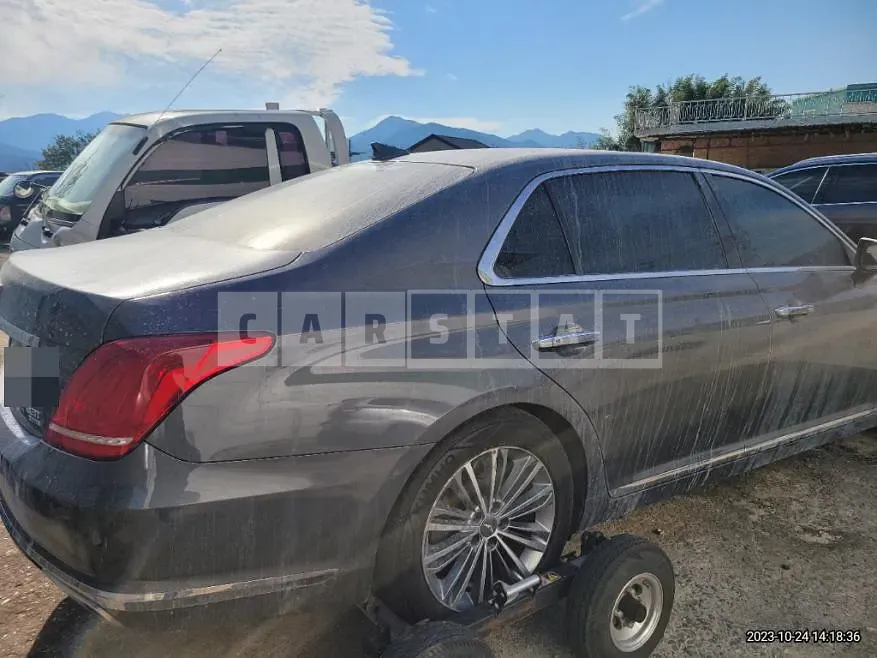 Photo 2 of 20: 2016 Genesis EQ900 3.3T — Korean insurance auction