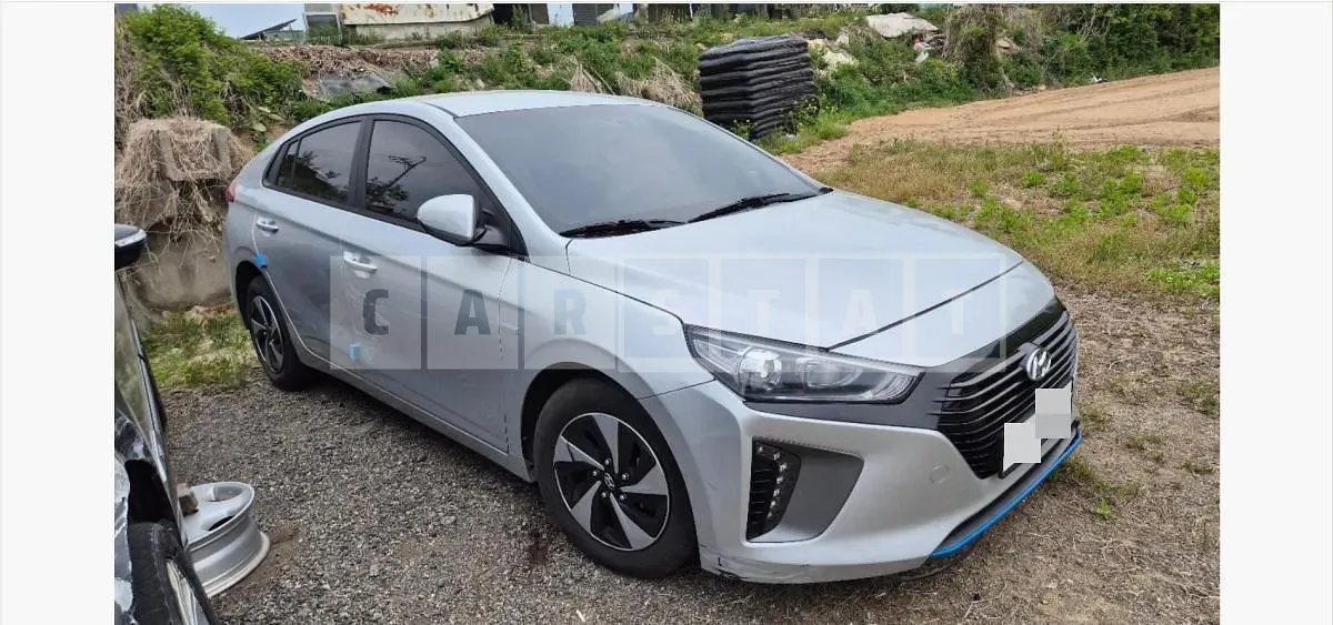 Photo 2 of 9: 2017 Hyundai IONIQ Hybrid — Korean insurance auction