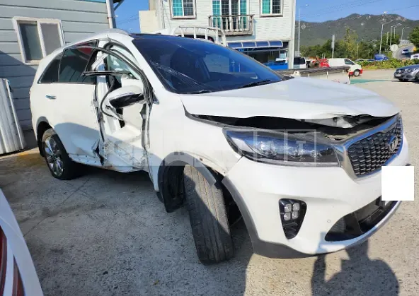 Photo 2 of 7: 2019 Kia Sorento, VIN KNAPS81BBKA528263 — Korean insurance auction