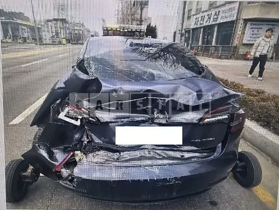 Photo 2 of 12: 2021 Tesla Model 3 LongRange — Korean insurance auction