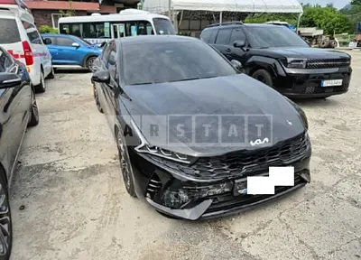 Photo 1 of 13: 2023 Kia K5 — Korean insurance auction