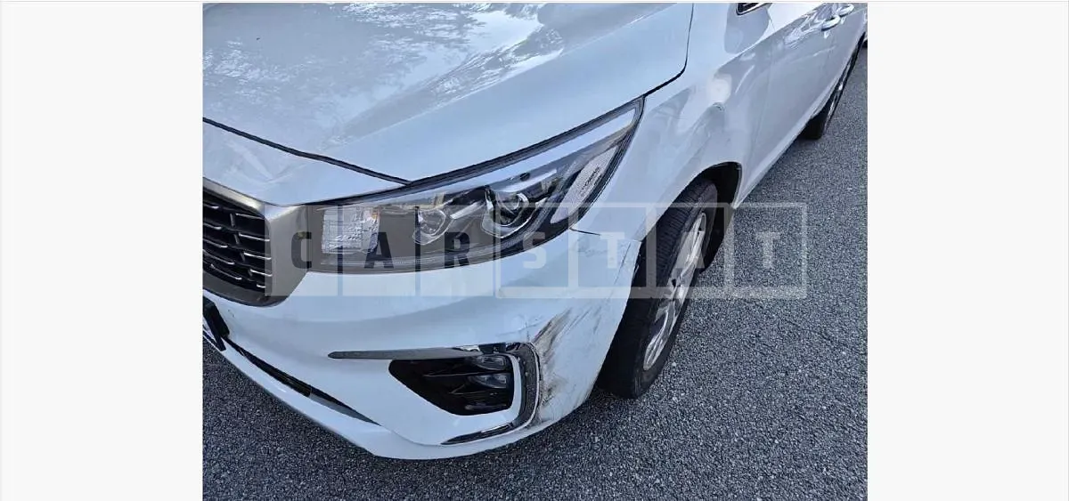 Photo 2 of 23: 2018 Kia Carnivals — Korean insurance auction