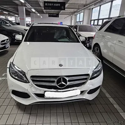 Photo 1 of 13: 2016 Mercedes-Benz C220d 4Matic, VIN WDDWF0FB3GF349233 — Korean insurance auction