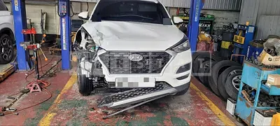 Photo 1 of 17: 2019 Hyundai Tucson — Korean insurance auction