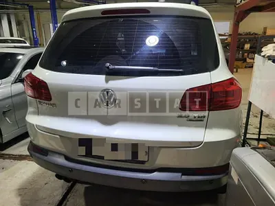Photo 1 of 9: 2015 Volkswagen Tiguan 2.0 TDI Blue Motion, VIN WVGZZZ5NZFW557984 — Korean insurance auction