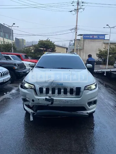 Photo 1 of 13: 2019 Jeep Zip Cherokee 2.2 — Korean insurance auction