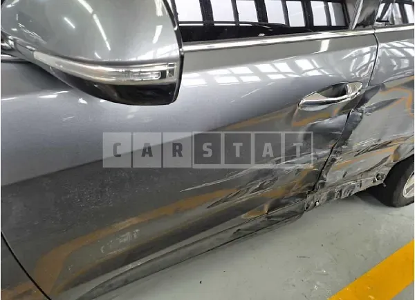 Photo 2 of 18: 2016 Hyundai Santa Fe — Korean insurance auction