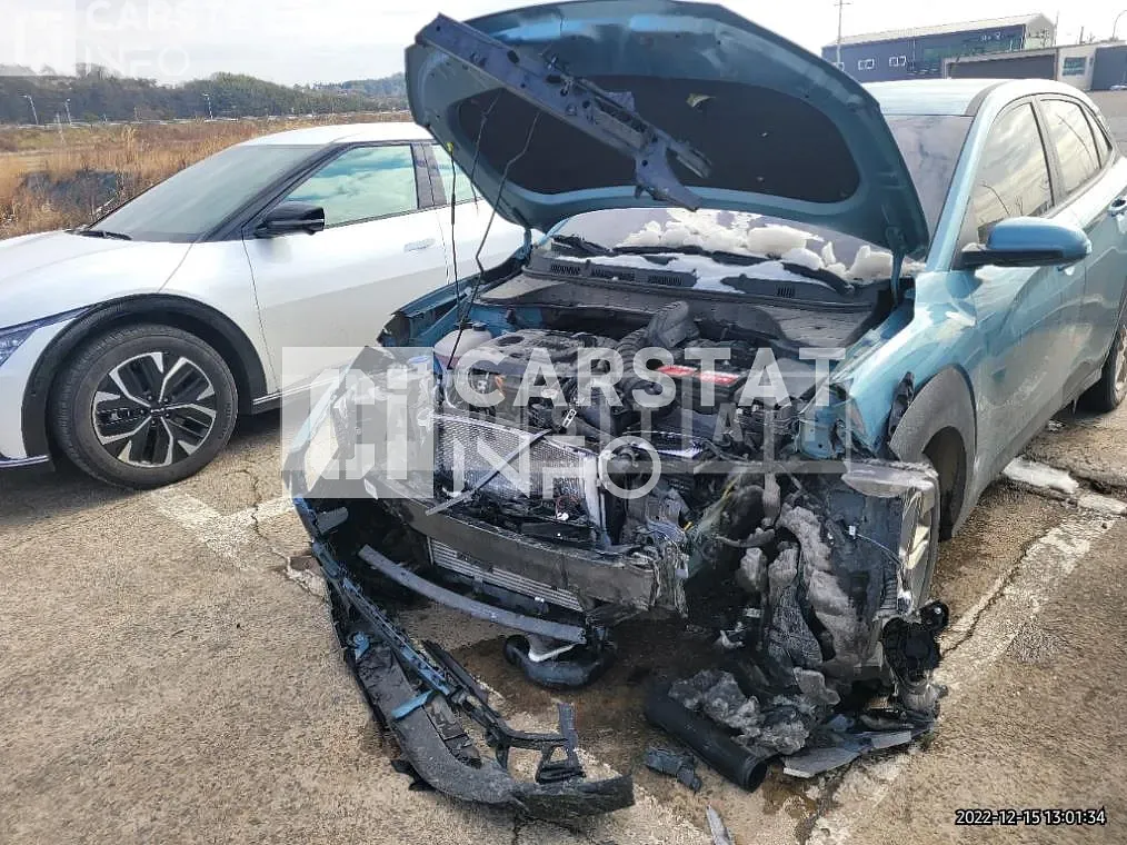 Photo 2 of 10: 2018 Hyundai Kona, VIN KMHK3816GJU151913 — Korean insurance auction
