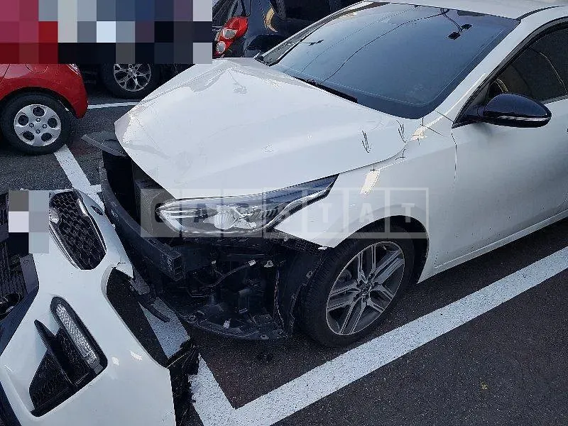 Photo 2 of 8: 2019 Kia K3 1.6, VIN KNAF541BELA072306 — Korean insurance auction