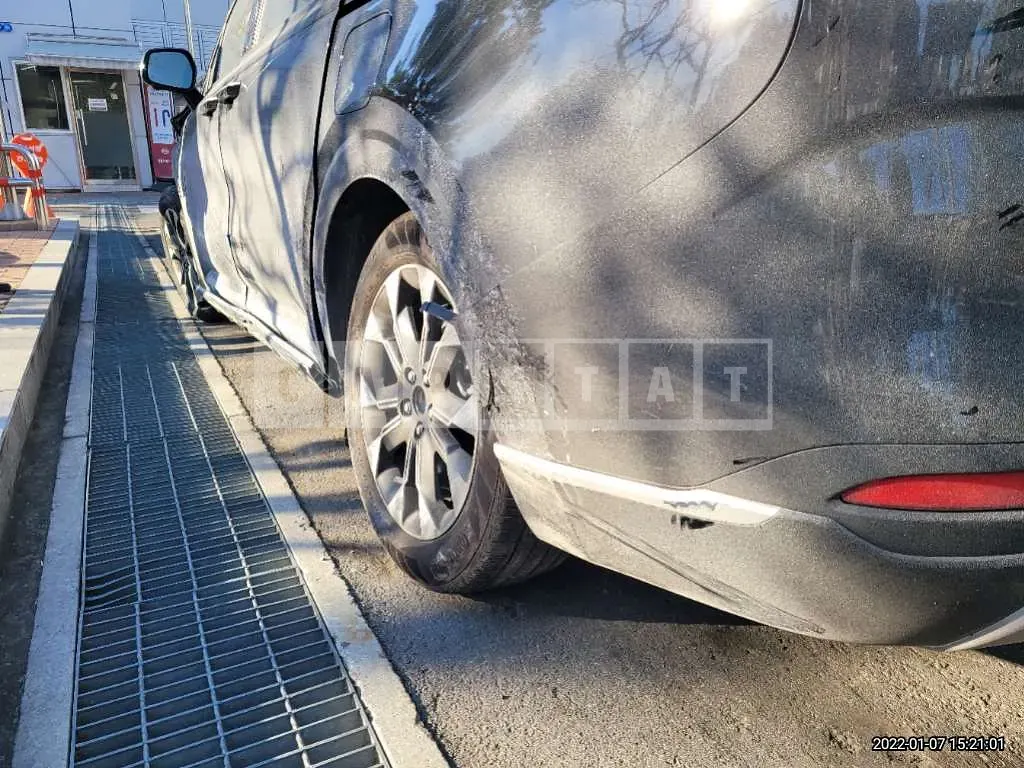Photo 2 of 47: 2021 Kia Carnival, VIN KNANE813BMS089557 — Korean insurance auction