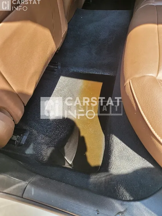 Photo 2 of 2: 2017 Mercedes-Benz Subsubbenz E300 4Matic — Korean insurance auction