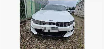 Photo 1 of 15: 2020 Kia K5 — Korean insurance auction