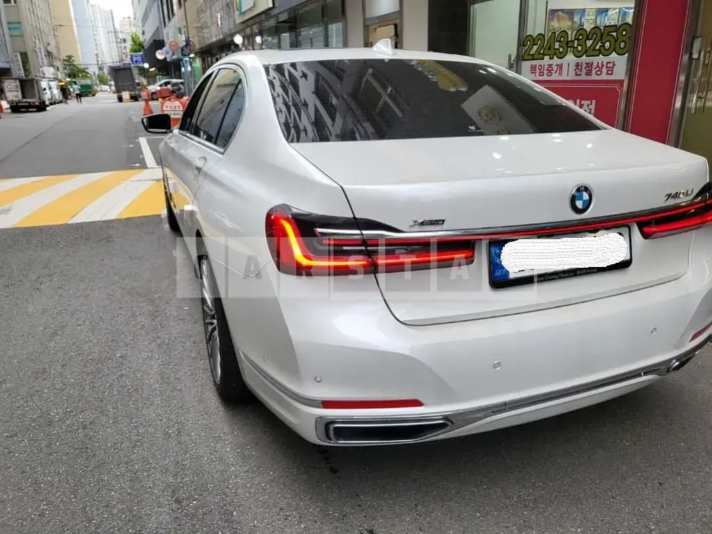 Photo 2 of 19: 2022 BMW 740Li xDrive, VIN WBA7T4107NCJ78745 — Korean insurance auction