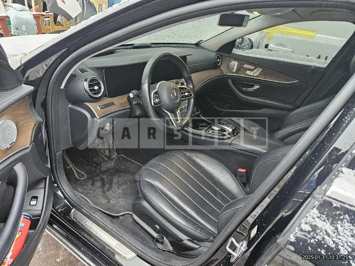 Photo 2 of 12: 2018 Mercedes-Benz EE300 4Matic — Korean insurance auction