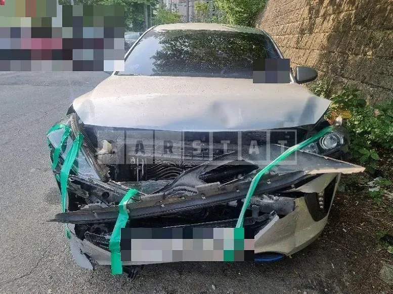 Photo 2 of 5: 2018 Hyundai IONIQ Hybrid — Korean insurance auction