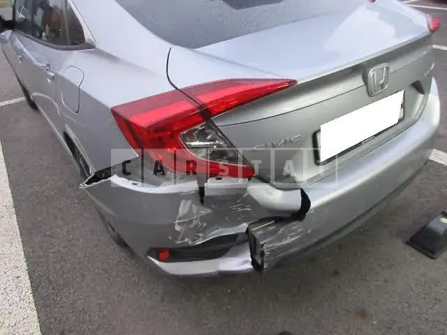 Photo 2 of 12: 2017 Honda Civic 4d, VIN 19XFC2678HE300129 — Korean insurance auction