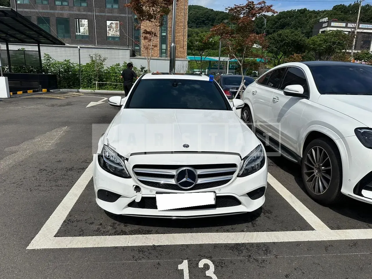 Photo 2 of 21: 2019 Mercedes-Benz C220 d, VIN WDDWF1EB1KR462404 — Korean insurance auction