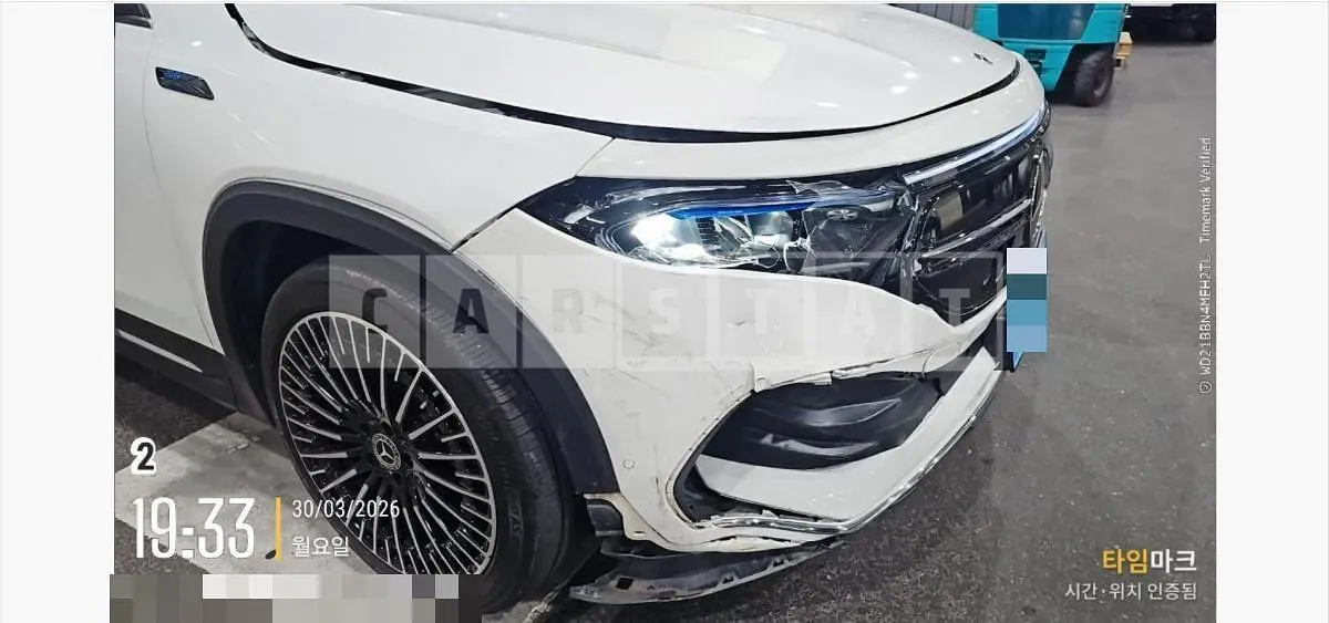 Photo 2 of 24: 2023 Mercedes-Benz EQB300 4Matic — Korean insurance auction