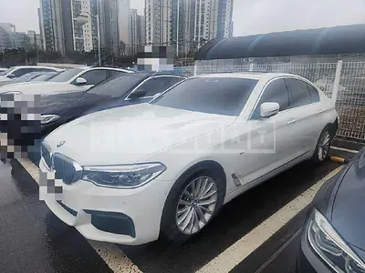 Photo 1 of 21: 2018 BMW 520d, VIN WBAJC3104JWB79217 — Korean insurance auction