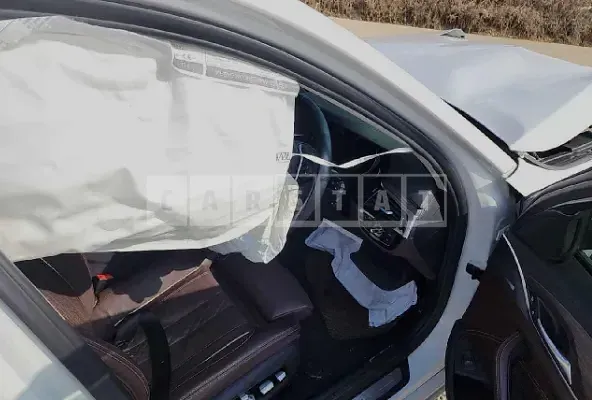 Photo 2 of 9: 2018 BMW 520d, VIN WBAJC3103JD031021 — Korean insurance auction