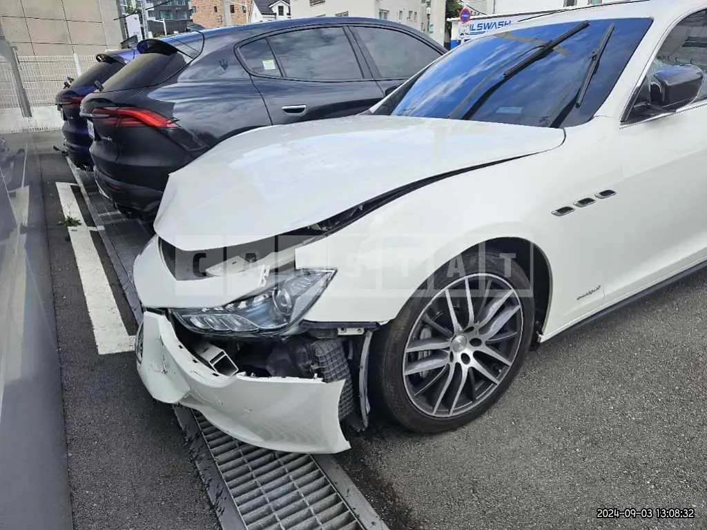 Photo 2 of 27: 2016 Maserati Gibli Diesel — Korean insurance auction