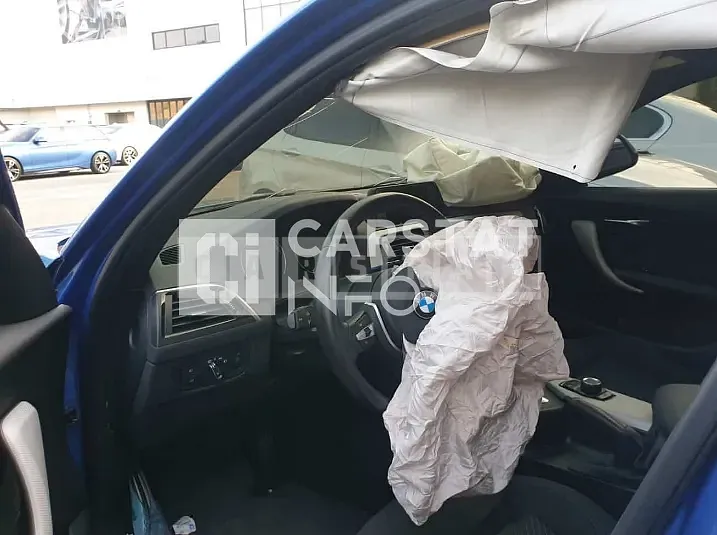 Photo 2 of 12: 2018 BMW 118d, VIN WBA1S5104J5L14424 — Korean insurance auction