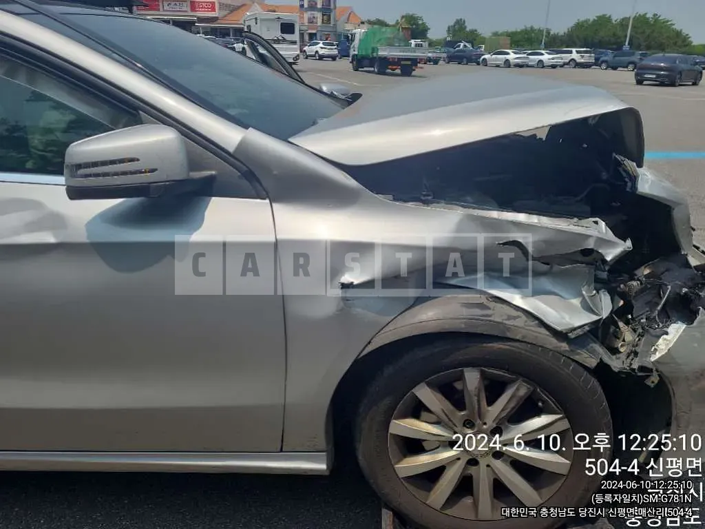Photo 2 of 16: 2016 Mercedes-Benz A200 — Korean insurance auction